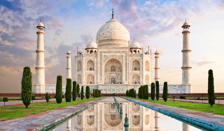 secrets to experience in taj mahal